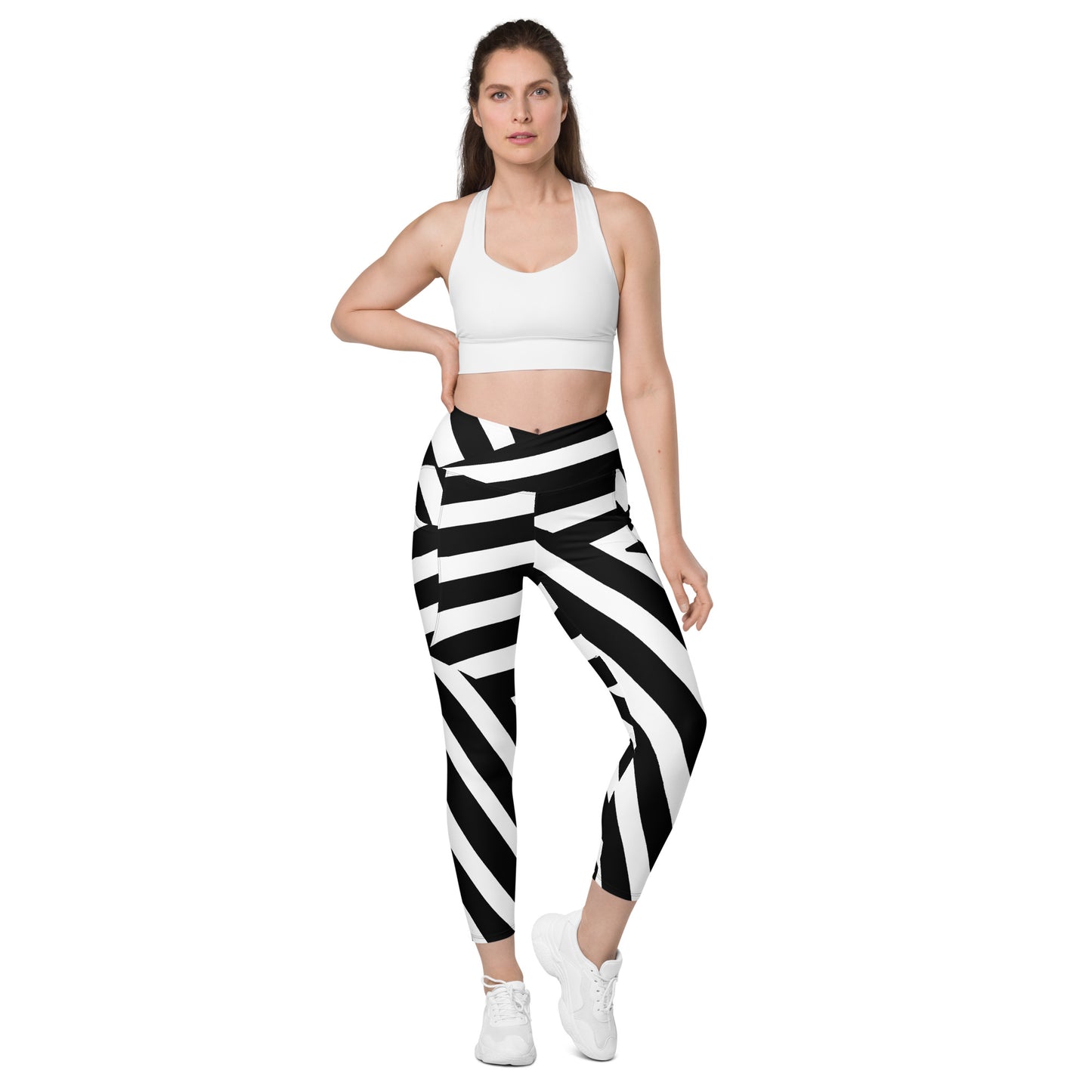 Crossover leggings with pockets image 6